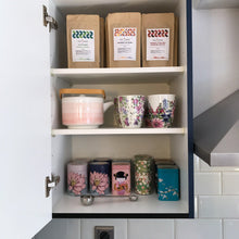 Afbeelding in Gallery-weergave laden, Bestel Theeblik – Padma – set 2x 100g online bij Earl Orange.com